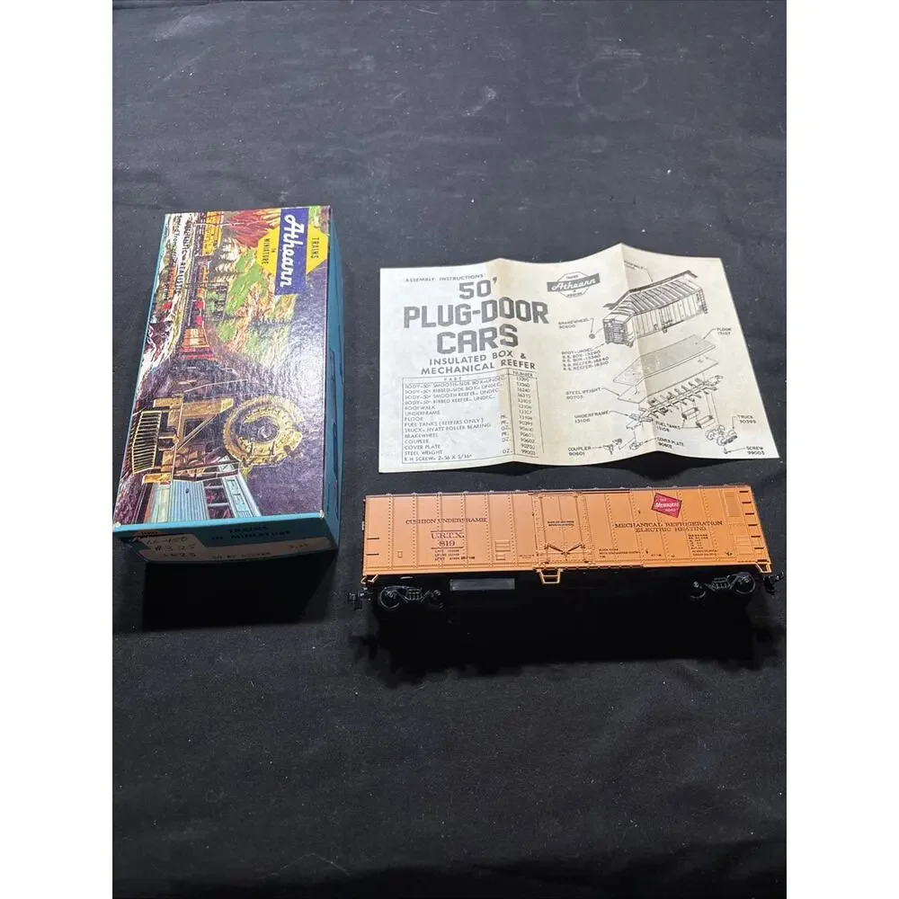 Vintage Athearn HO Scale Blue Box Lot 6 Train Freight Cars Coors Flatcar Reefers